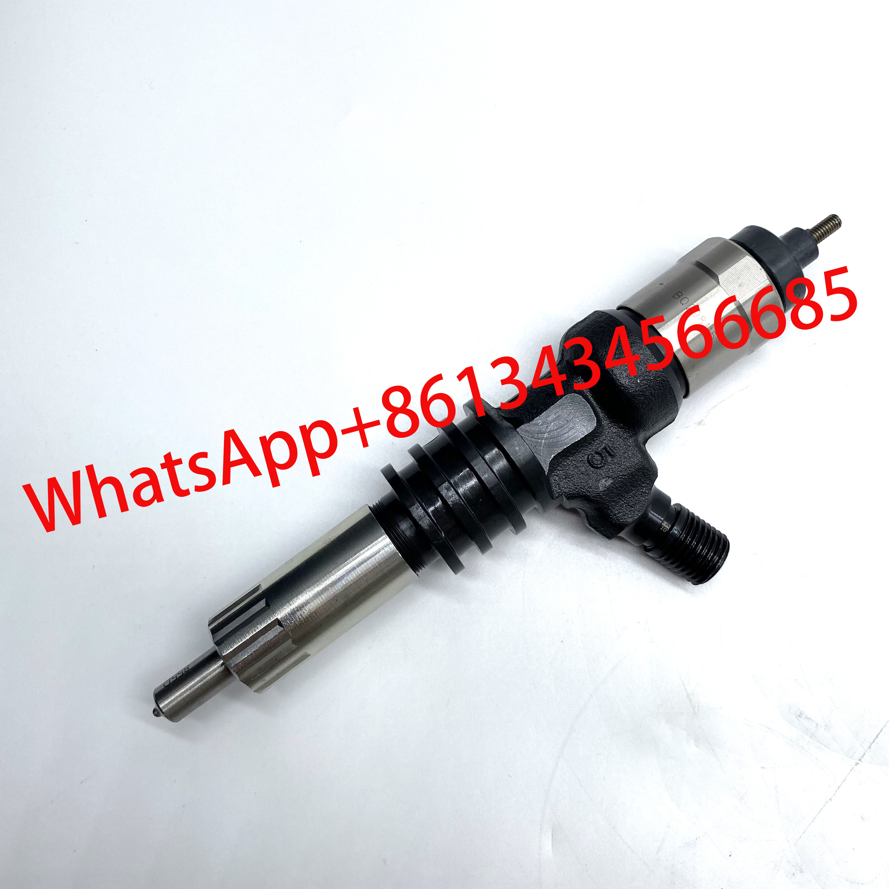 100% original injector 295050-0260 genuine nozzle ME306476 for M ITSUBISHI FUSO 6M60T EURO 5 DCRI300260