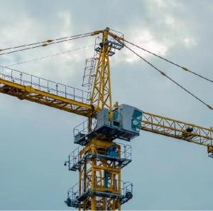 China Lifting Heavy Equipment Traveling Tower Crane Hammer Head 10t wholesale