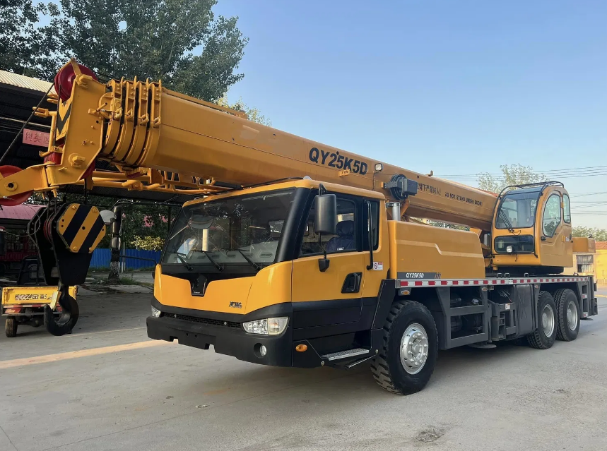 QY25K5D Truck Crane