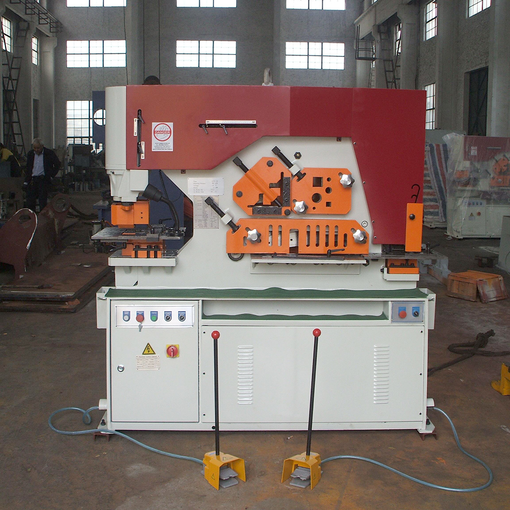 Hydraulic Ironworker Q35y-20 Combined Punching And Shearing Machine Metal