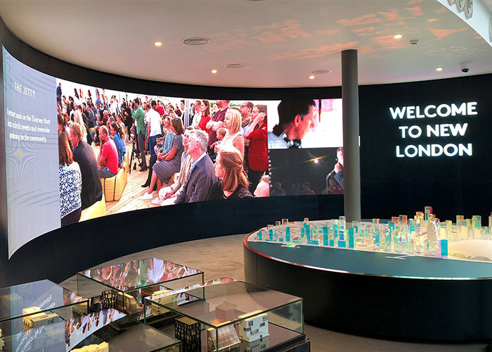 P2.5 P3 P4 P5 Curved RGB LED Screen Energy Saving For Cinema Conference