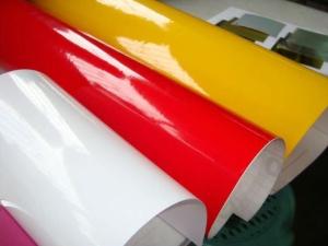 China Coloured Self Adhesive Vinyl Rolls , Red Self Adhesive Colored Film Vinyl wholesale