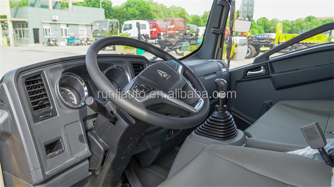 Cheap Price Factory Sale Howo Dongfeng JMC Tow Truck for Sale South Africa