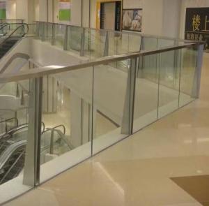 China Beautiful Internal Frameless Glass Balustrade Handrail Modern Style wholesale