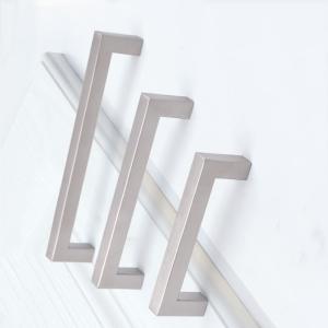 China Brushed Chrome Silver Stainless Steel 201 Furniture Handle Pulls 224mm wholesale