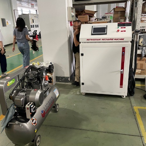 Refrigerant Oil Charging Filling Machine Ac Gas Charging Machine CM8600