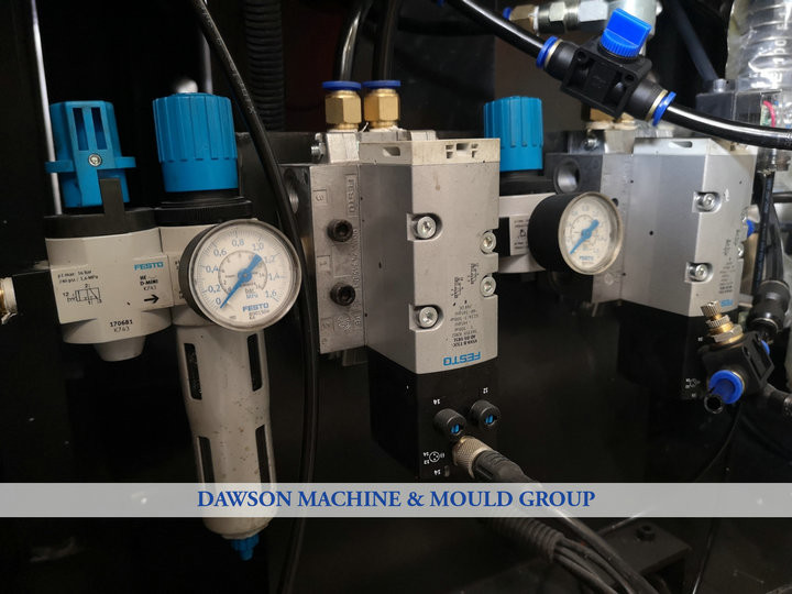 5ml 50ml 150ml Plastic Bottle Blowing Machine IBM Blow Moulding Machine