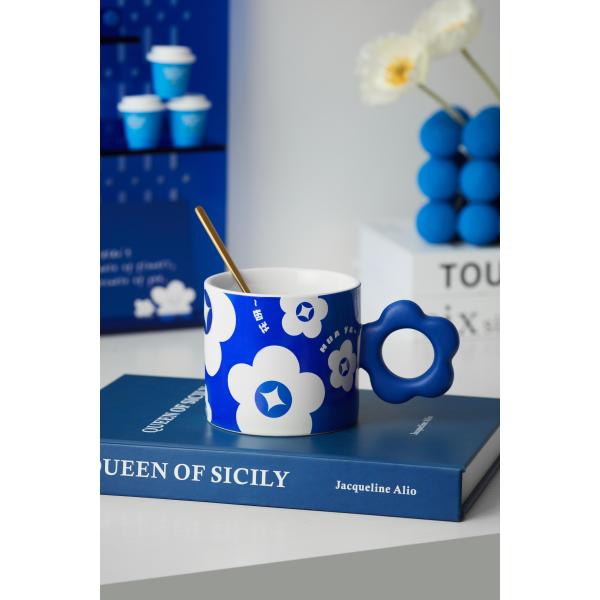 Ready To Ship In Stock Wholesale Mugs Vintage Klein Blue Creative High Value Ceramic Boys Mugs Customizable Office Couple