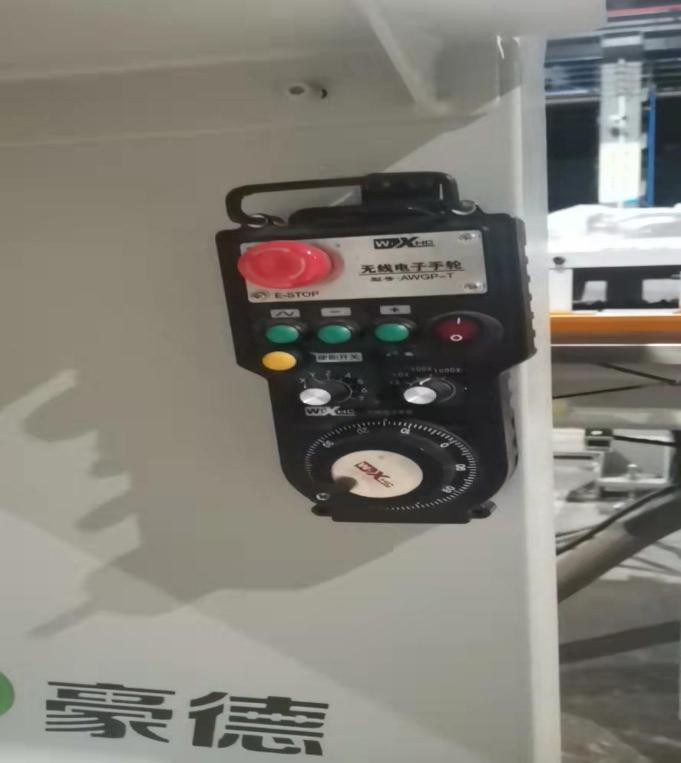 Servo Control CNC Nesting Machine Wood Cutting With 12 Tools Magazine And 9V Drill Bank