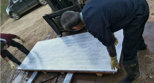 Customization Perforated Metal Sheet Types of Building Facades Curtain Wall