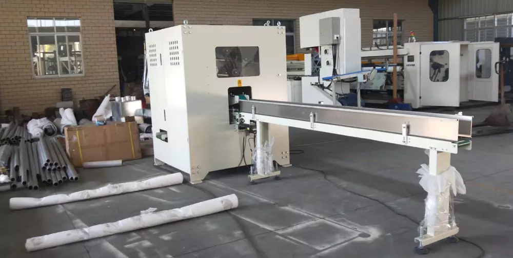 Edge Embossing LCD Display Counting Kleenex Machine 4800Sheets/Min