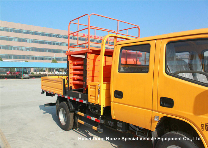 Dongfeng 8-10M Man Lift Boom Truck For High Operation LHD / RHD EURO 3