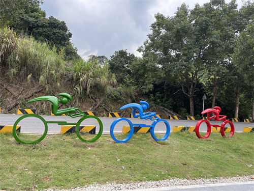 Large Running Man Outdoor Garden Sculptures Abstract Decorative For Urban