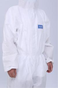 China FDA510K coverall isolation suit 63g Disposable Medical Protective Clothing wholesale
