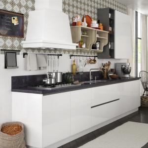 China Modern Apartment Kitchen Cabinet with Optional Appliance Home Storage wholesale