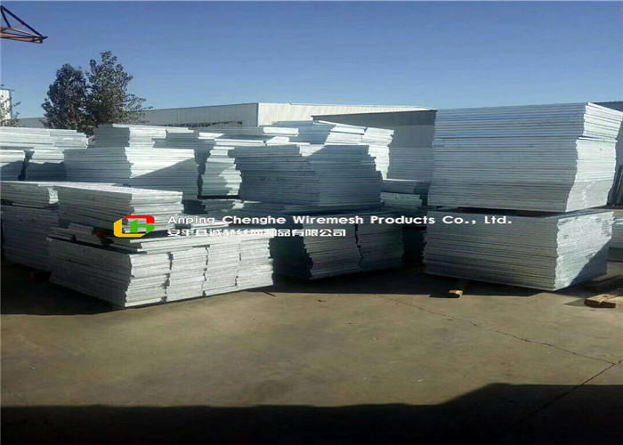 Hot Dip Galvanizing Industrial Steel Grating , Outdoor Metal Grates High Bearing