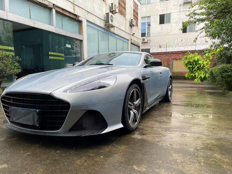 New Product for Aston Martin DB9 Body Kit DB9 Upgraded DBS Style Front and Rear Bumpers