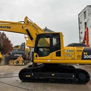 China 20 Ton Original Color Used Komatsu Excavator Pc200 Construction Excavator wholesale
