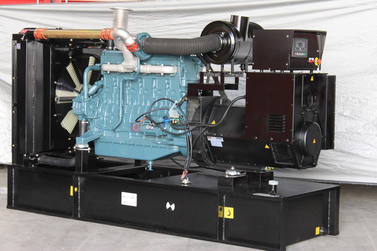 Construction Machinery Soundproof Korea Doosan Diesel Generator 120KW 155KVA