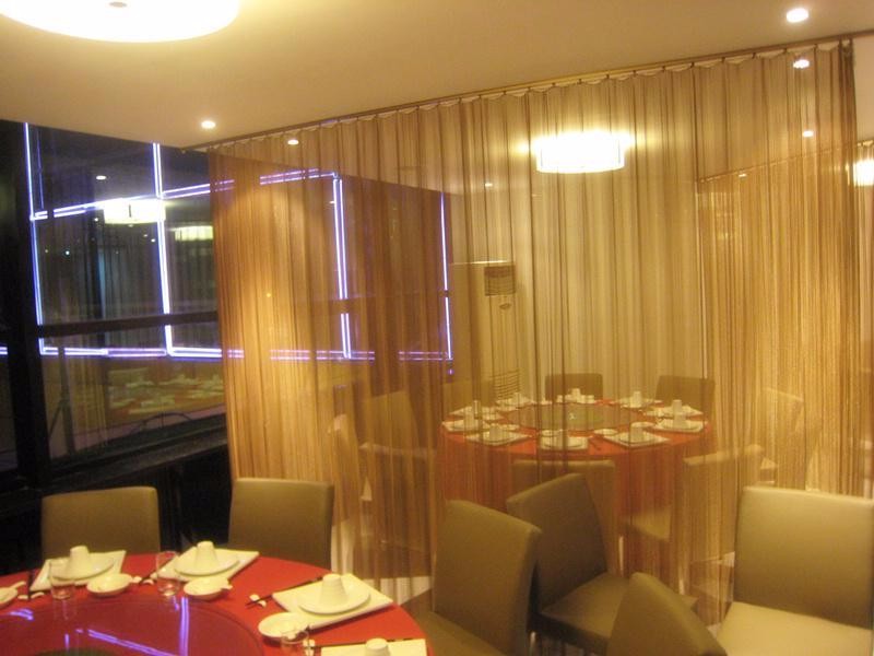 6 Meter Width Copper Plated Metal Mesh Drapery with Track For Room Divider
