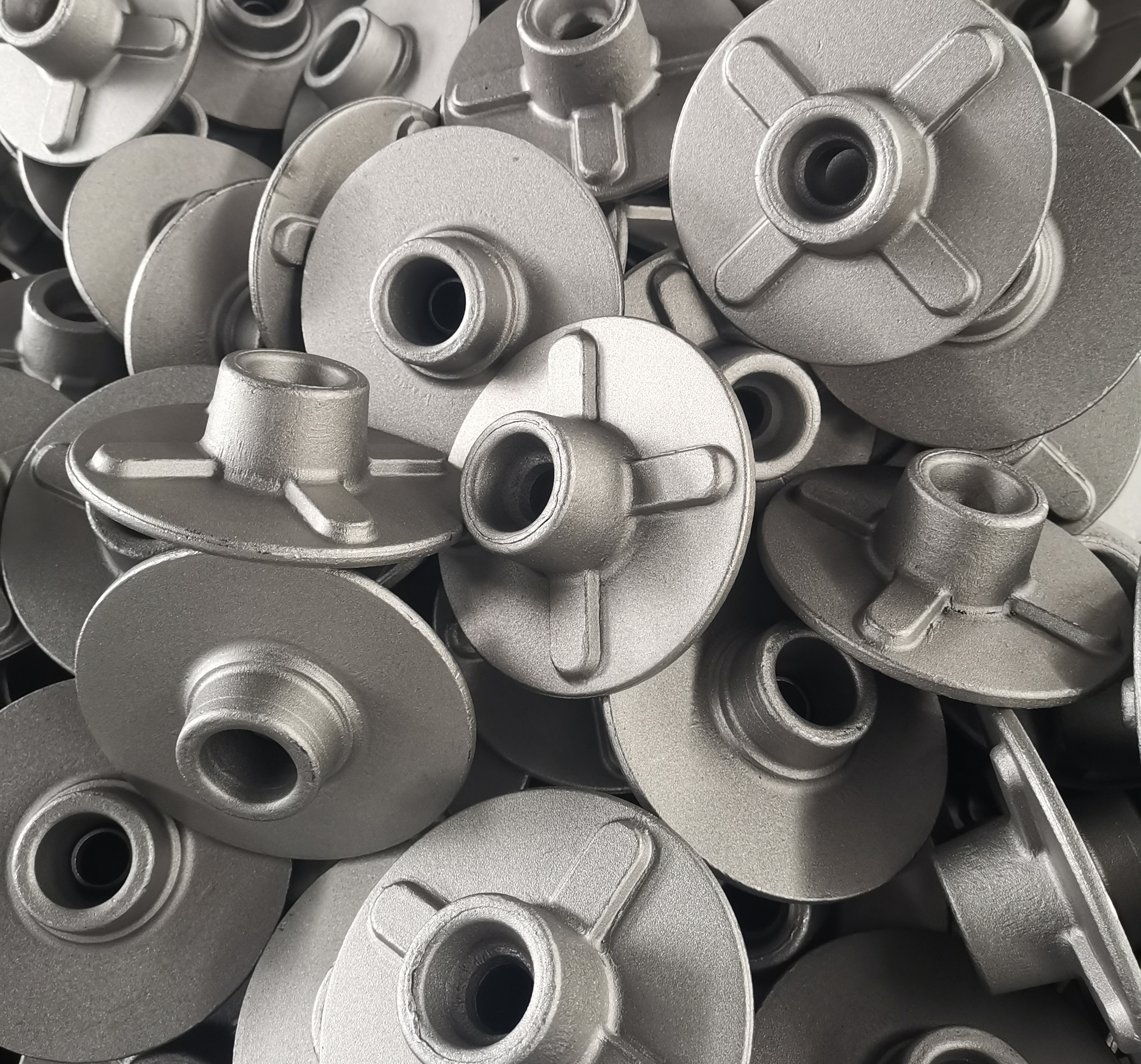 Sand Casting Process for Long-Lasting Cast Iron Trailer Hub by OEM Cast Trailer Parts