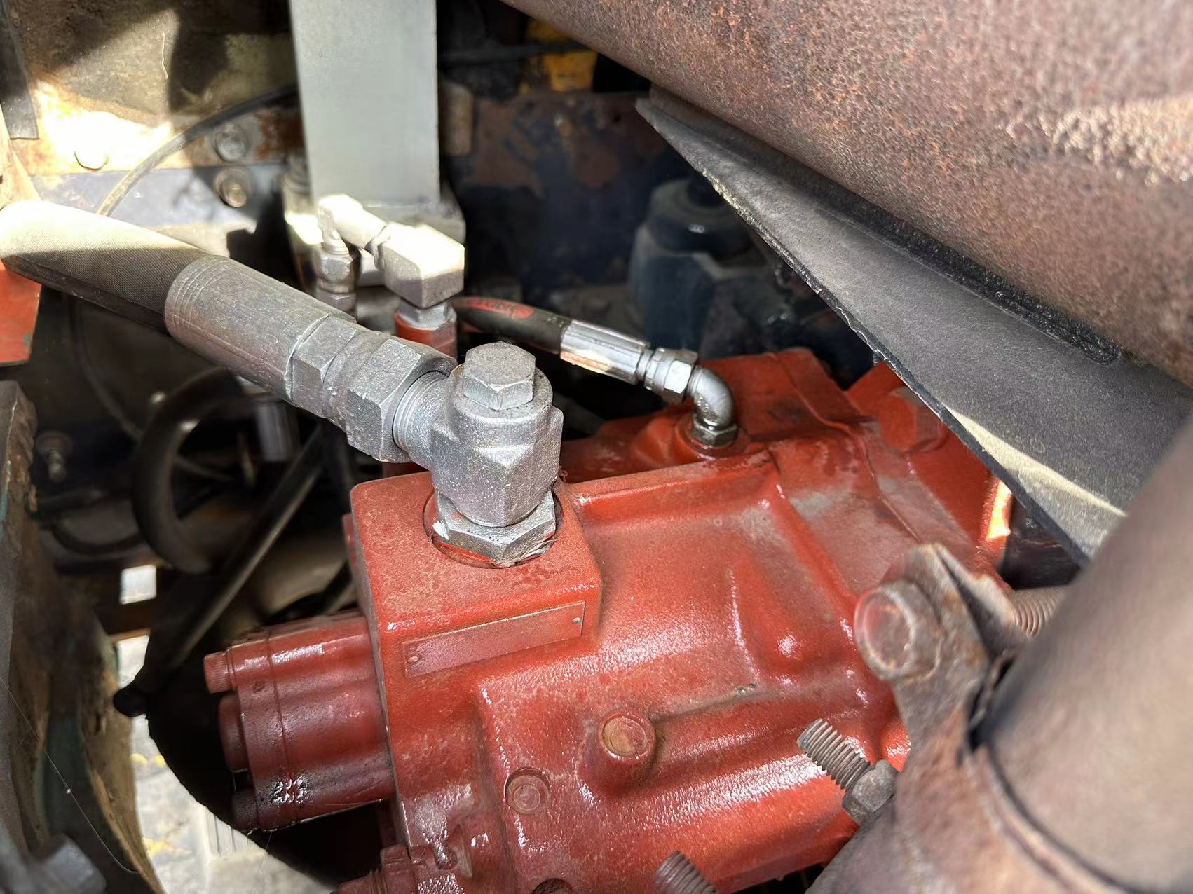 95% Japan Used Kubota U55 Excavator Mini Crawler Excavator Original Hydraulic Valve