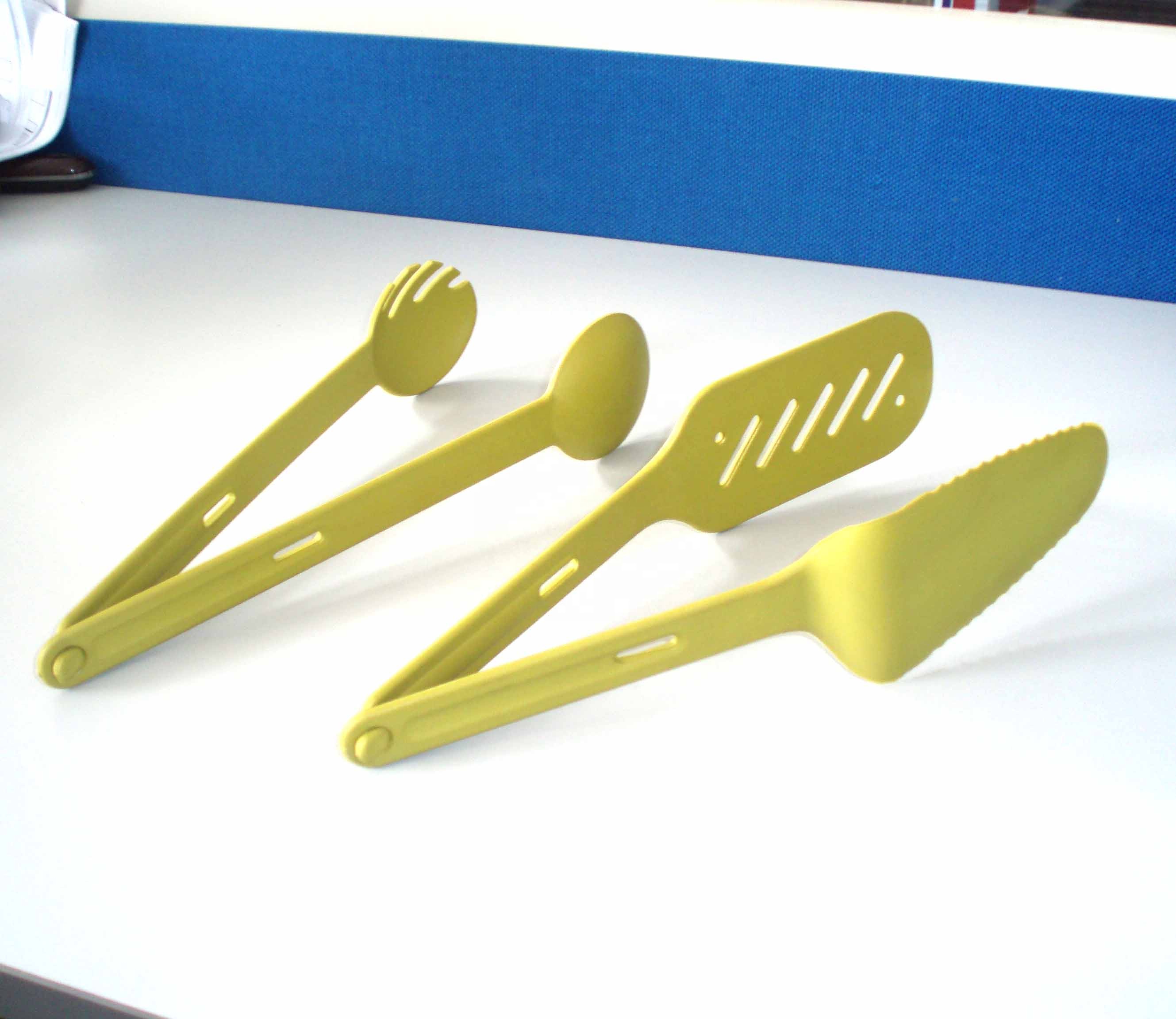 Elevated Nylon Utensil Head Small Kitchen Helper for Multi-Functional Cooking Orange