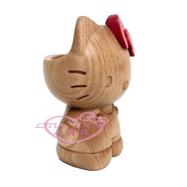 Odorless Fine Natural Wood Art Sculptures Collectible Cartoon Character Design