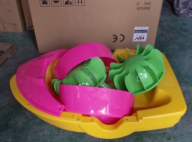 Portable Waterproof Aqua Toy Plastic 1 Person Hand Paddle Boat For Children