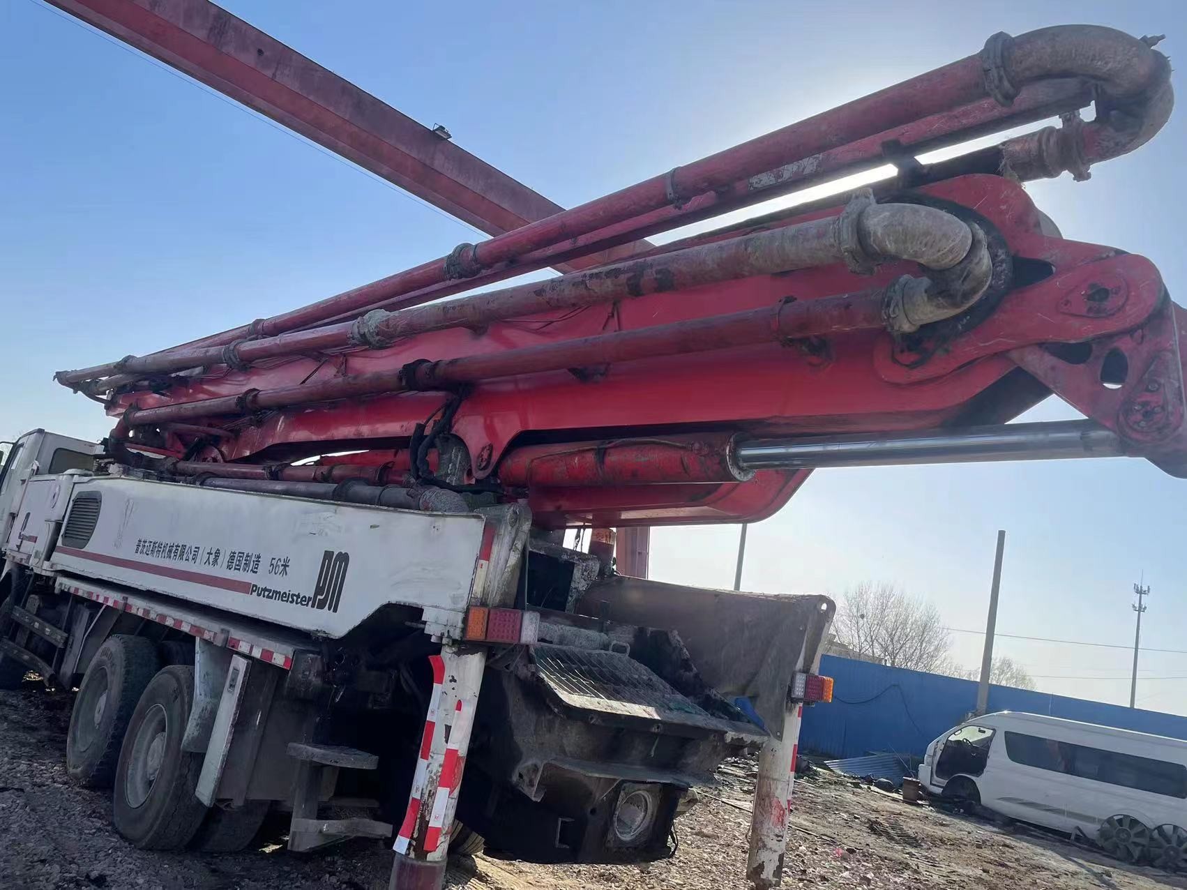 Used Concrete Pump Putzmeister 56-5 Meter With BENZ Chassis 8×4