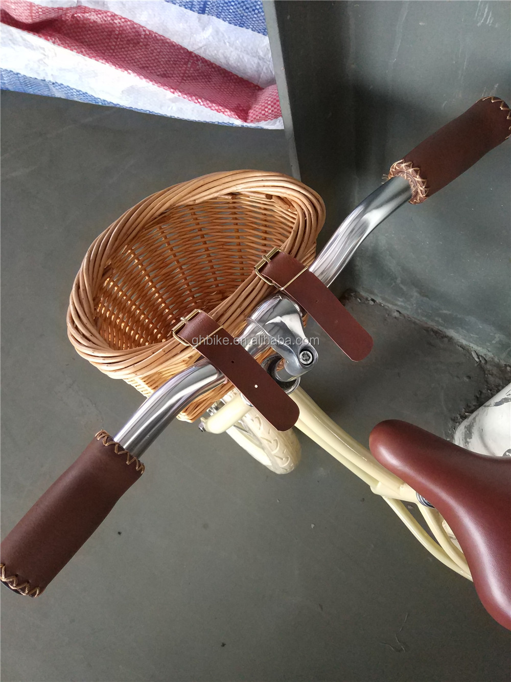 Steel Fork Material Banwood Retro Kids Balance Bike 12 Customize and with 12 Inch