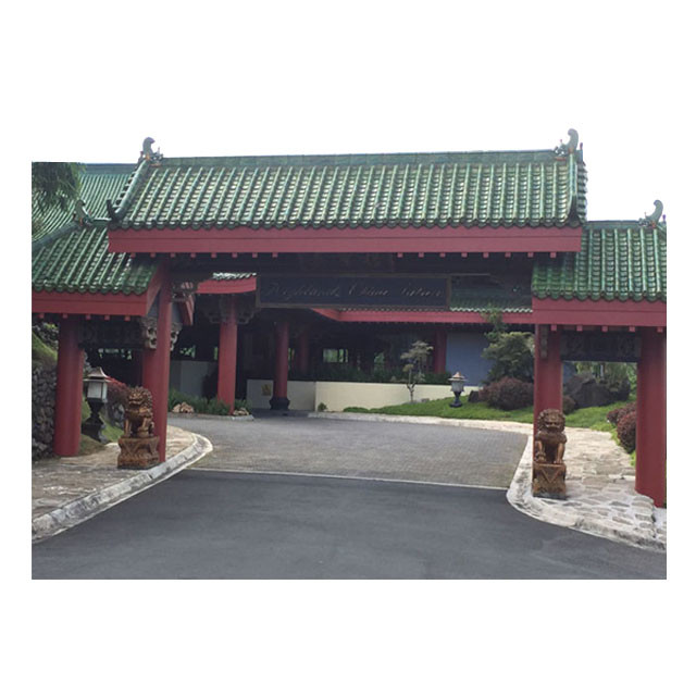 Ceramic glazed green Traditional Roofing Tiles Creamic Color Customized Pattern