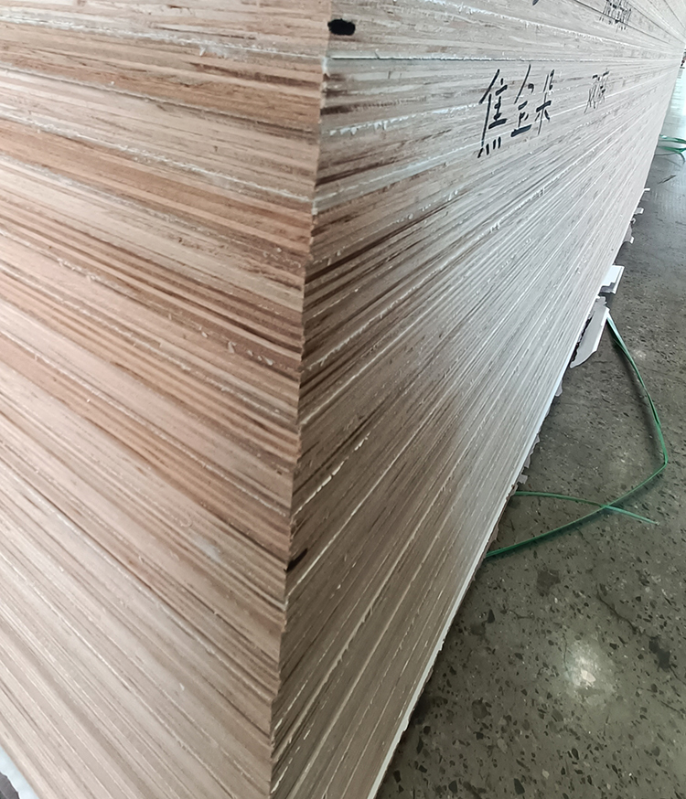 Factory Prices 4mm 5mm 10mm 12mm 14mm 19mm 21mm 25mm 3/8 3 4 Marine Plywood Turkey