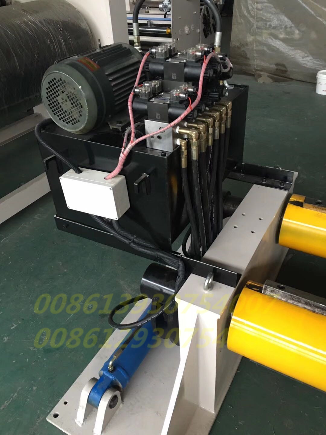 Hydraulic Support Of Corrugated Carton Production Line