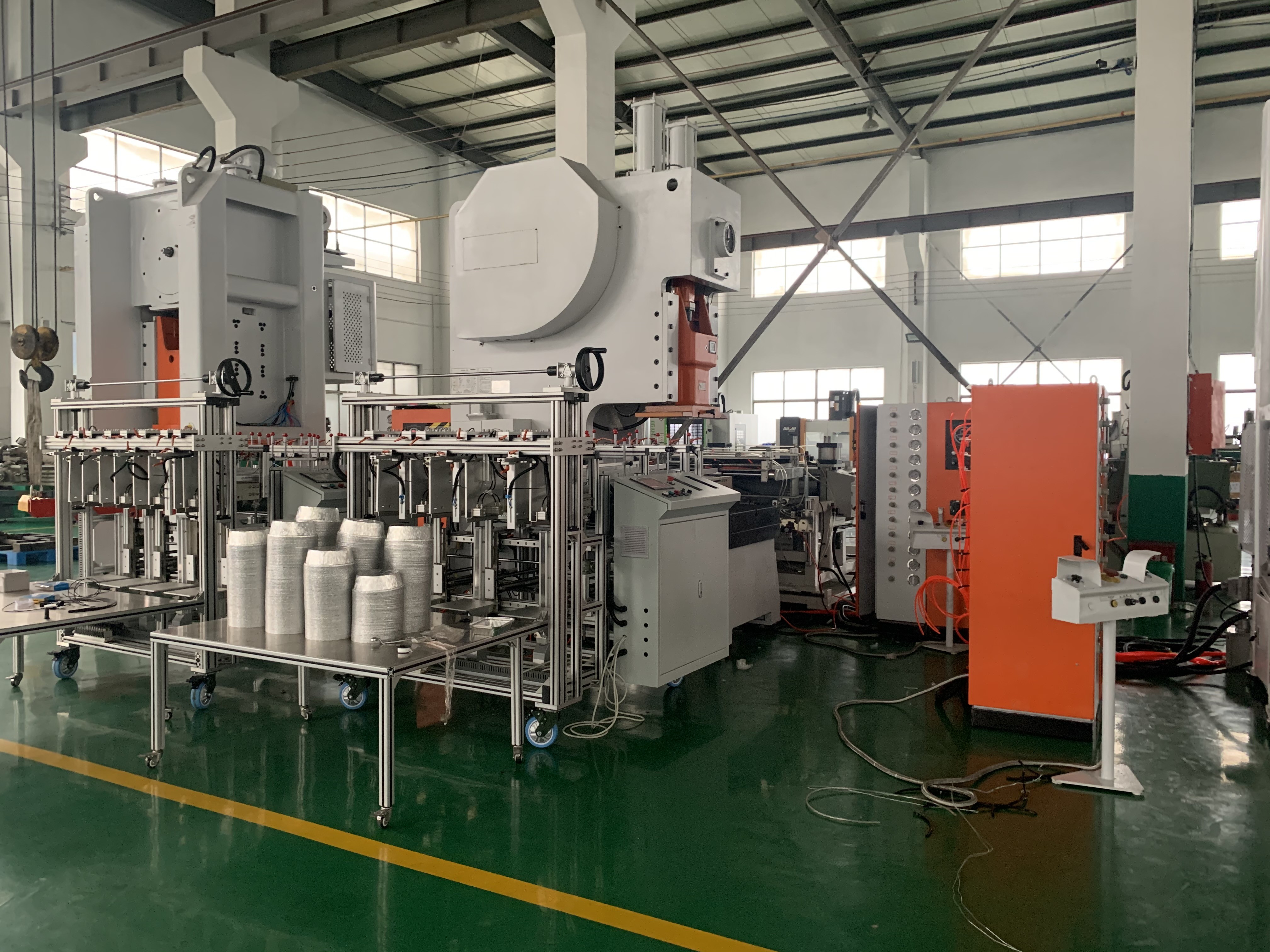 Steel 4 Cavities Aluminum Foil Container Mould High Productivity