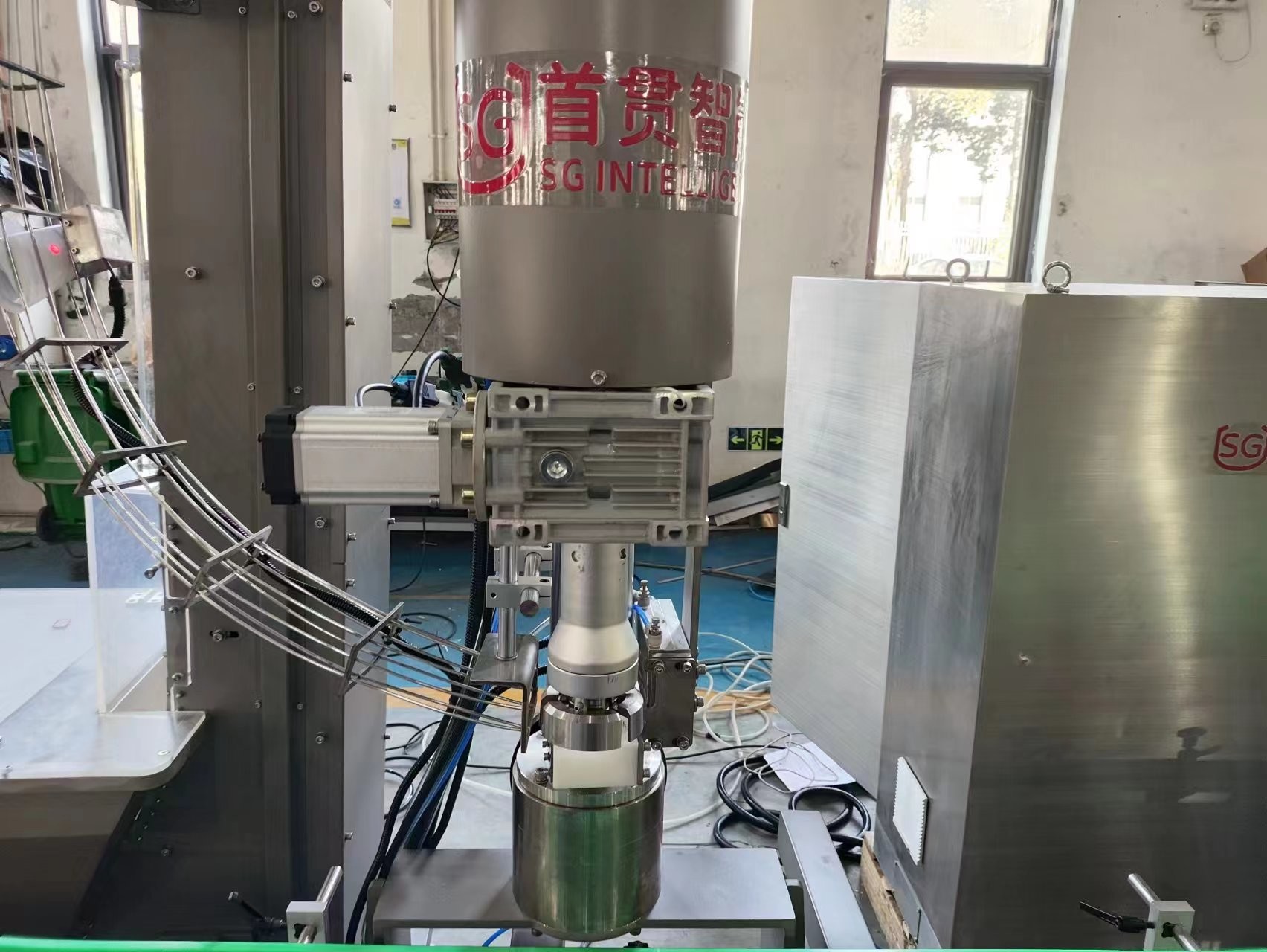 Multi Nozzle Liquid Filler Bottle Filling 2000kg Volumetric Automatic Liquid Packaging Machine