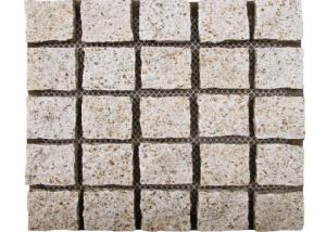 China Yellow Natural Paving Stones Cube Custom Surface Finishing 104hsd Hardness wholesale