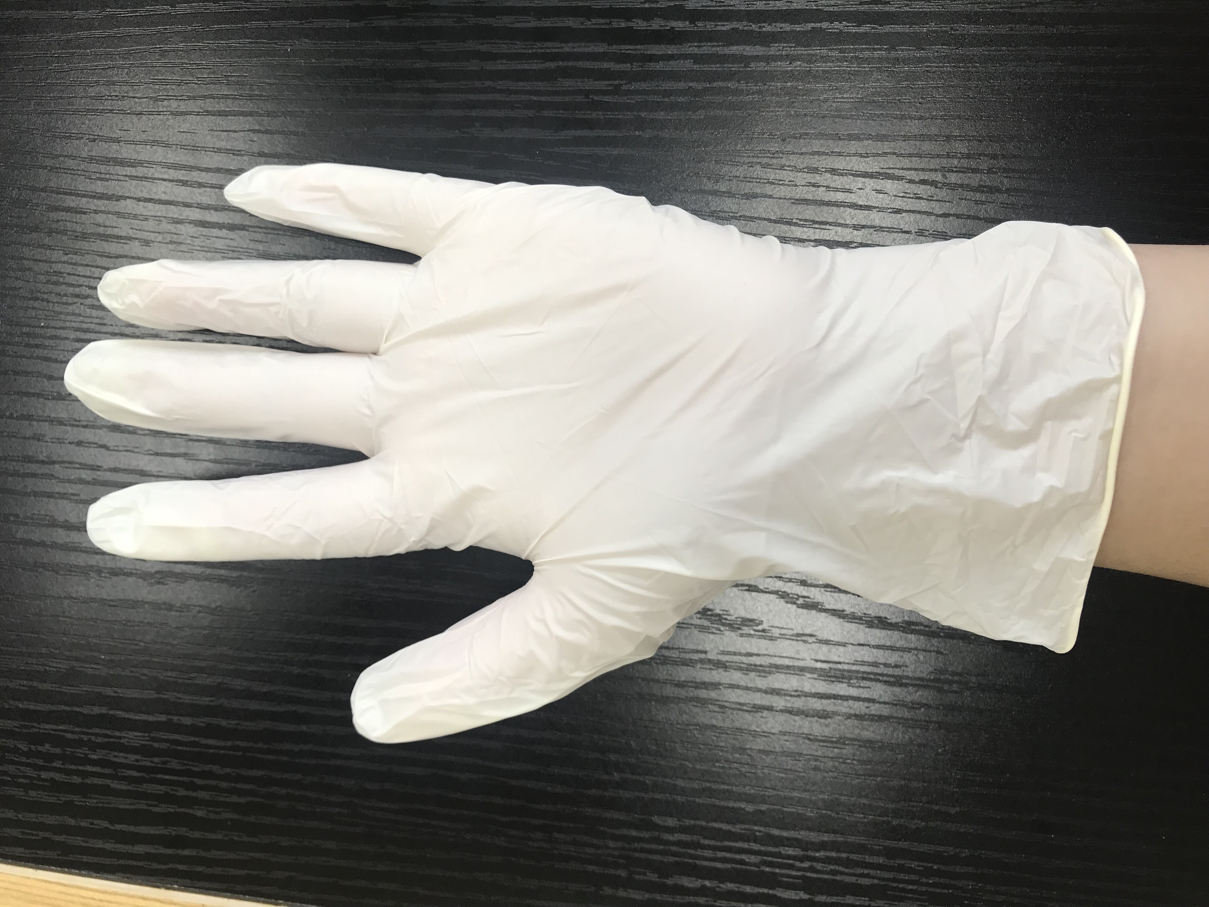 Medical Stretch Creamy Powder Free Vinyl Gloves 240mm Length 5 Years Shelf Life