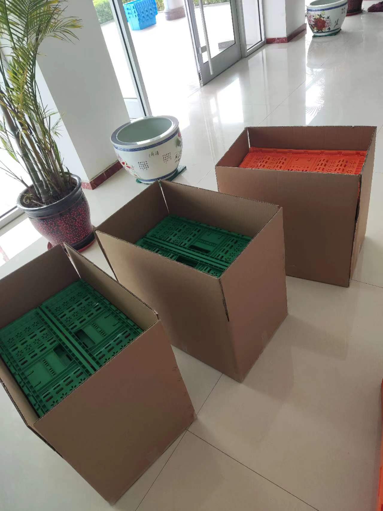 Stackable Collapsible Plastic Crates The Ultimate Solution for Fruit Vegetable Moving
