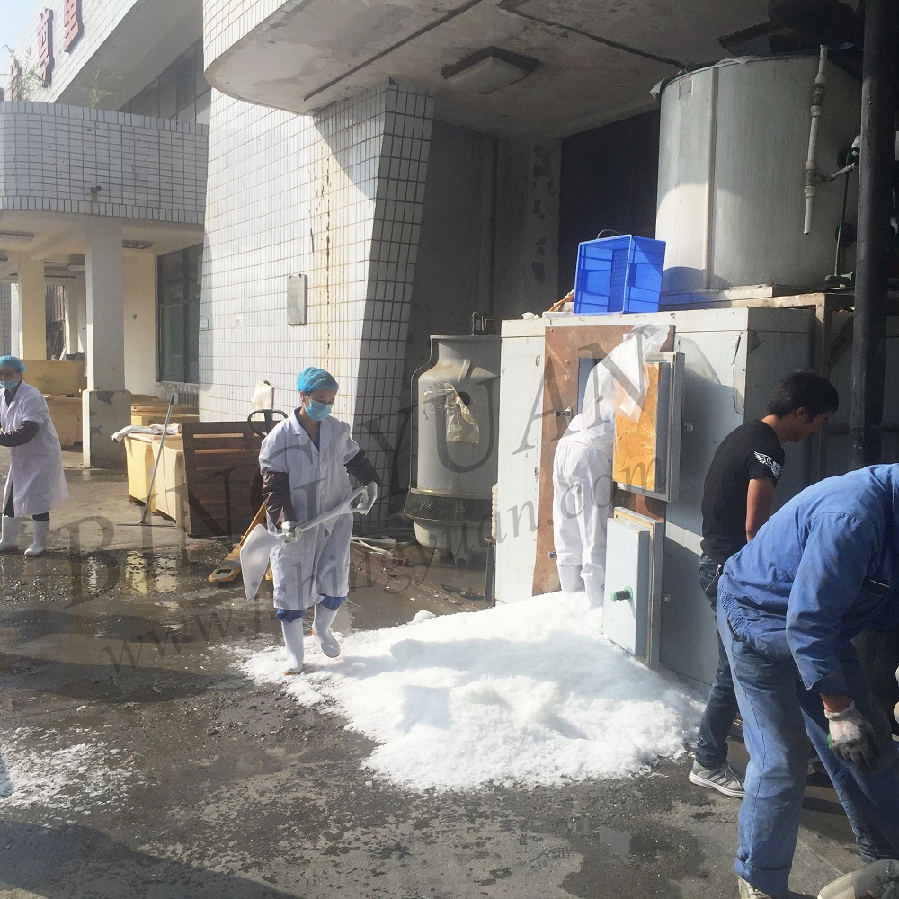 Air Cooling 220V 1 Ton Flake Ice Maker Machine , Automatic Ice Making Machine
