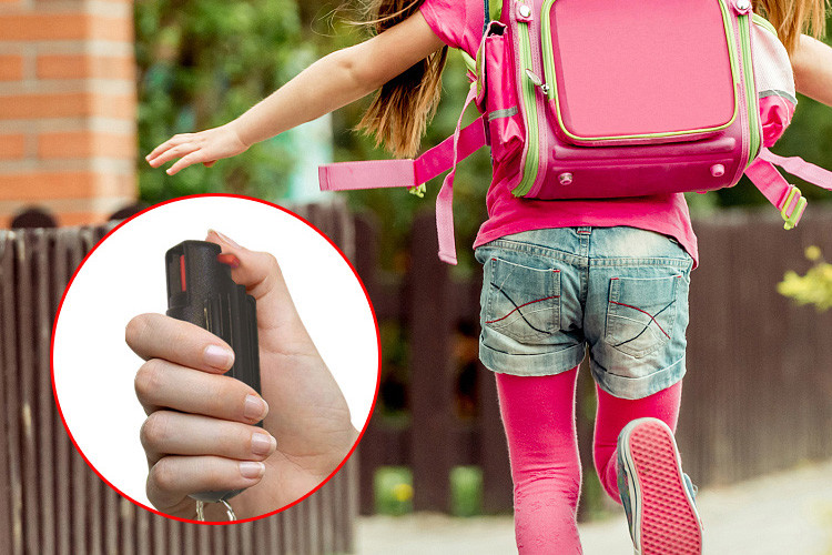 Pepper Spray Keychain quick release key ring for self defense storage OC Spray Finger Grip free training