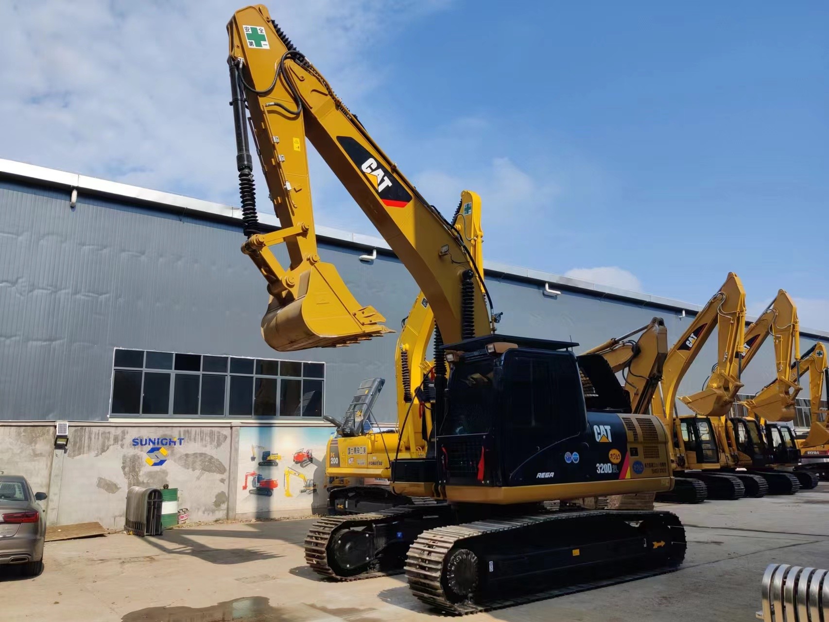 Used Crawler Excavator Reconditioned CAT 320D Excavator With 600mm Track Width