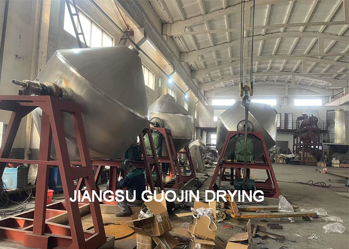 Max Loading Weight 200kg Vacuum Drying Machine With 400L Loading Volume And Electricity Heating Source