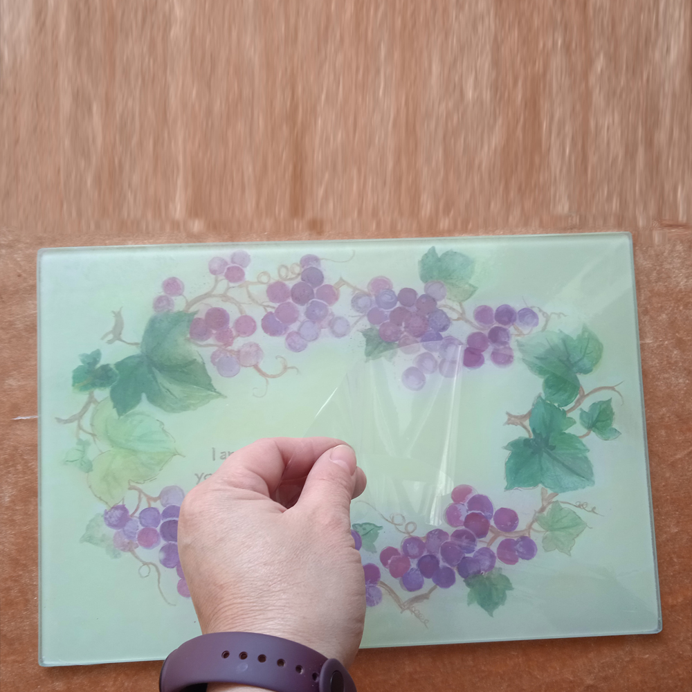 Custom Cutting 4mm Toughened Glass Placemat for Glass Dining Table in Classical Style