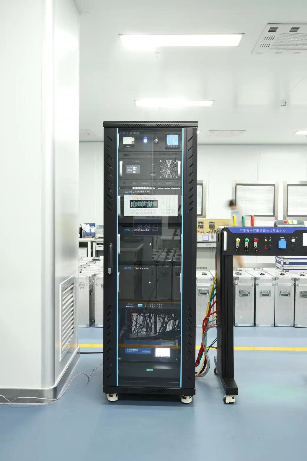 High Precision Three Phase Energy Meter Test Bench 0.01 Accuracy
