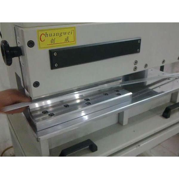 Pneumatically driven and electromagnetic valve control**V CUT PCB depaneling machine CWVC-3