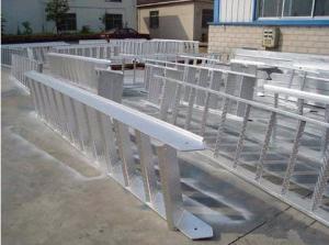 China Aluminum Boarding Ladder Compact Few Shake Marine Telescoping Boarding Ladder wholesale