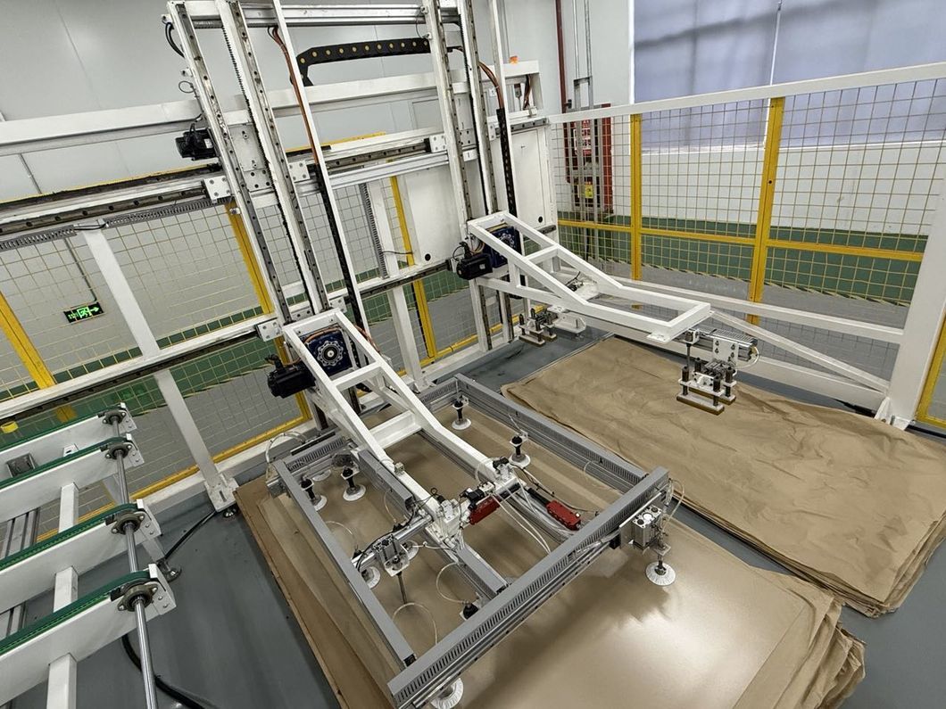 X-Solar Automatic and Accurate Glass Loading Machine