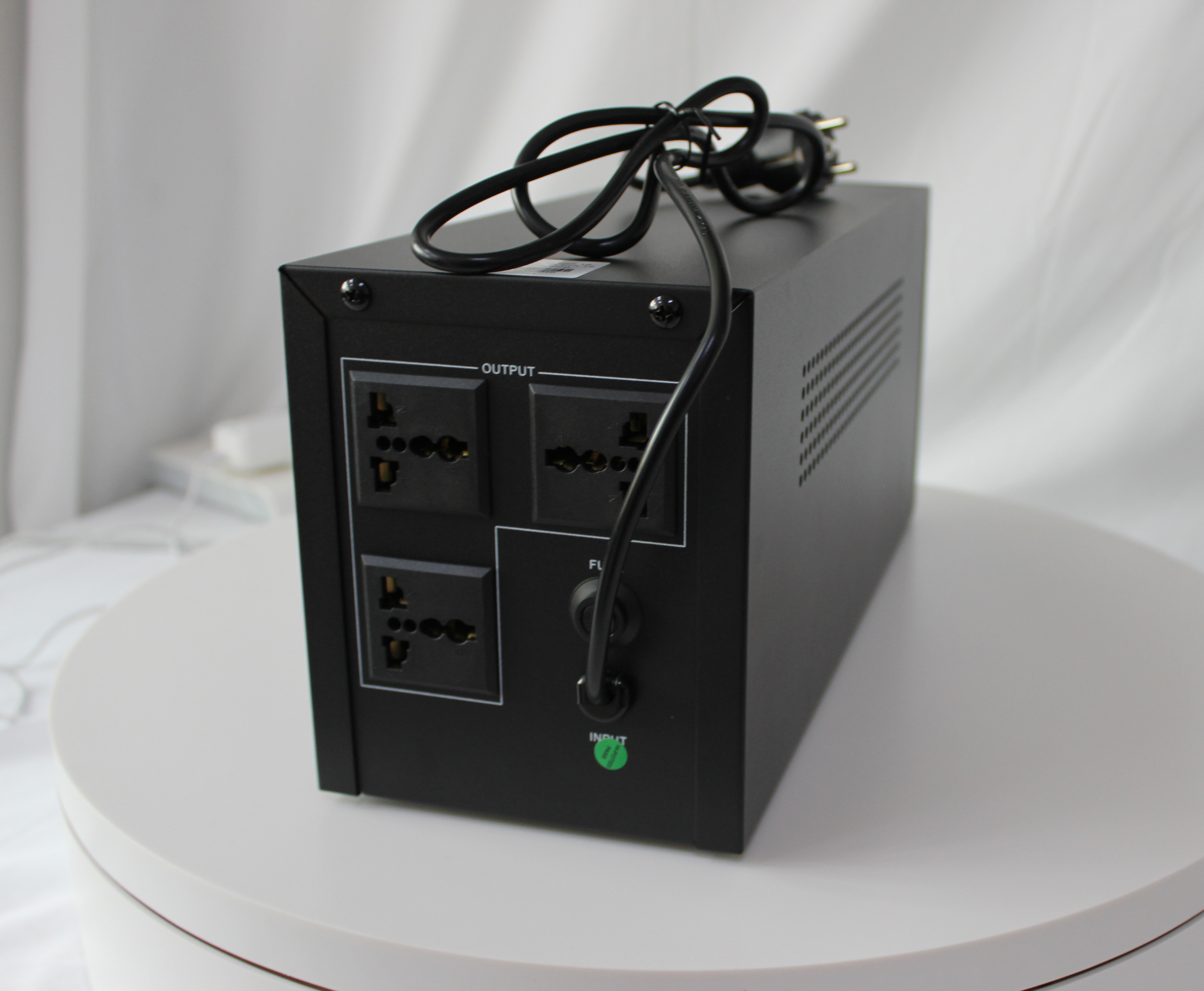 1.2kw 2kva Mini UPS Power Supply For Home Office Computer Backup