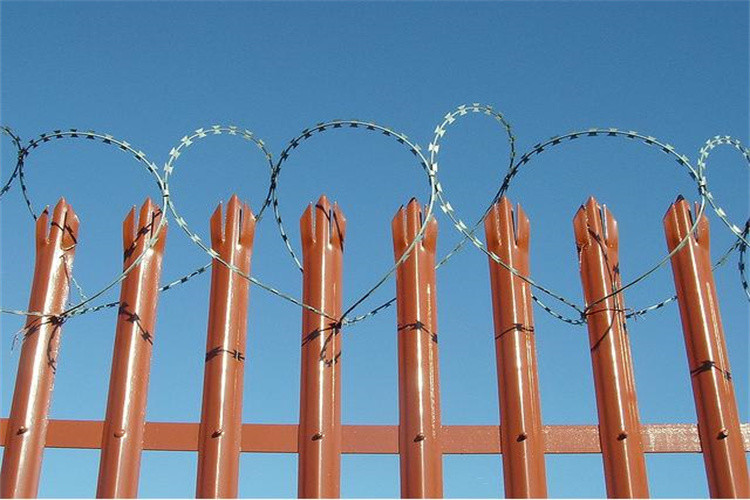 Triple Pointed Anti Corrosion Palisade Fence For Enhanced Protection